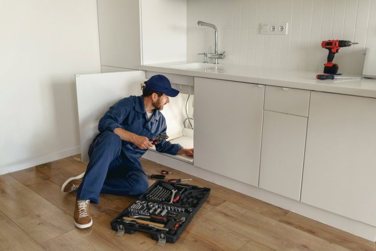 From Apprentice to Business Owner: Building Your Own Contracting Company